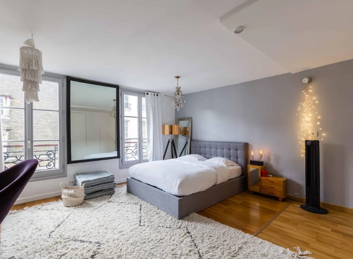 Veeve - Artistic Excellence In The Marais Париж